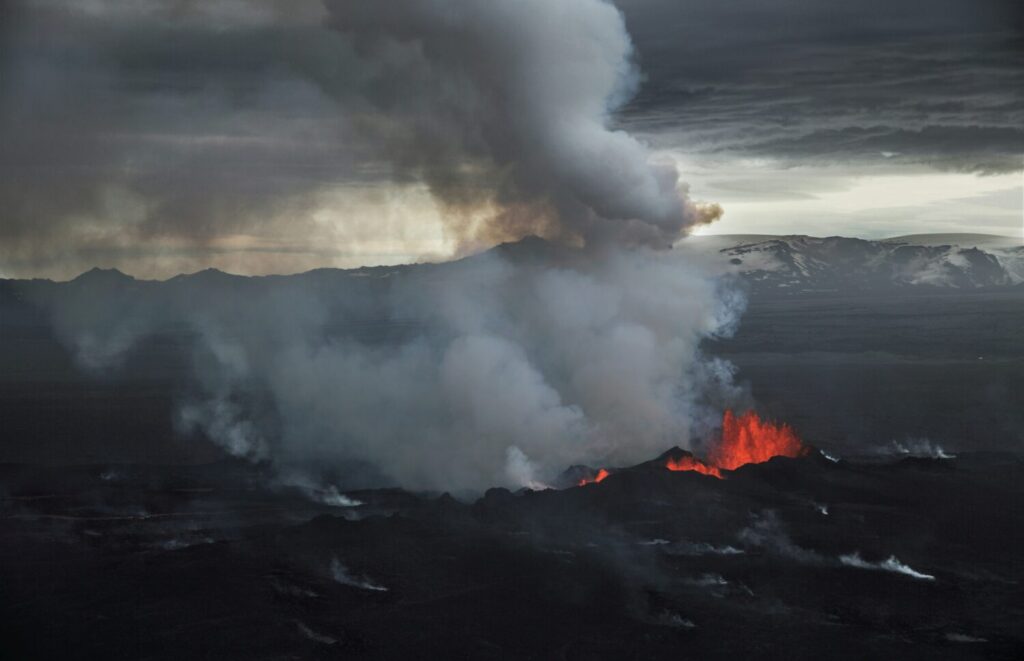 風景イメージ(山火事)