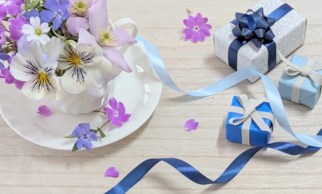 近年、法人へ贈るギフトとしてアートが人気