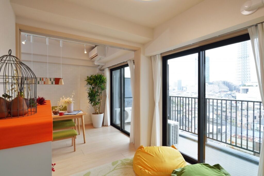 【場所別】モデルルームに飾る絵画(アート)の選び方