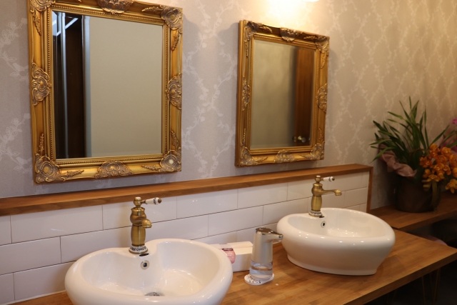 インテリア　トイレ　手洗い場