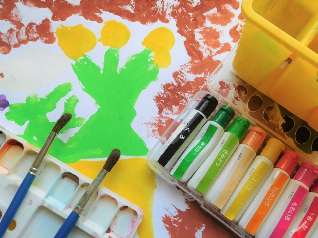 仮囲いアートの活用例